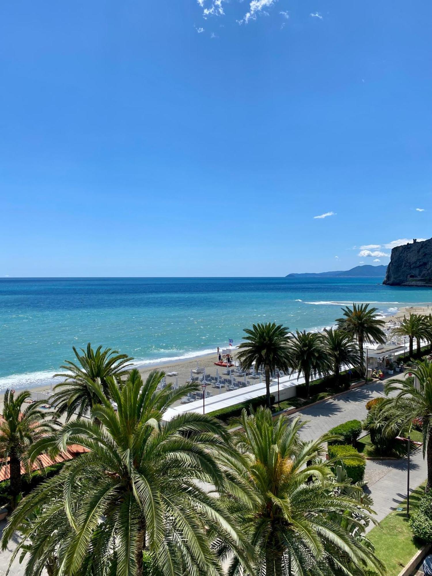 Hotel Gambone Finale Ligure Eksteriør billede