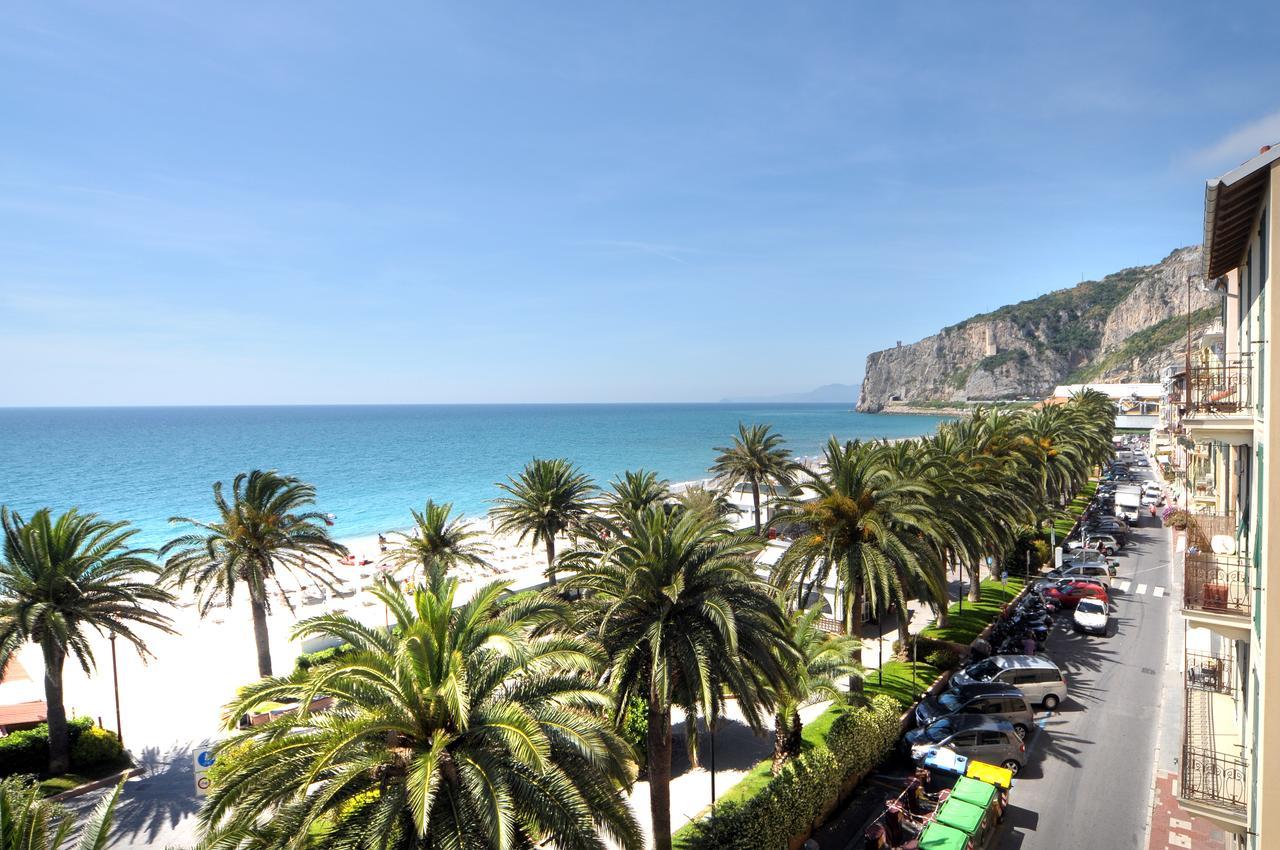 Hotel Gambone Finale Ligure Eksteriør billede